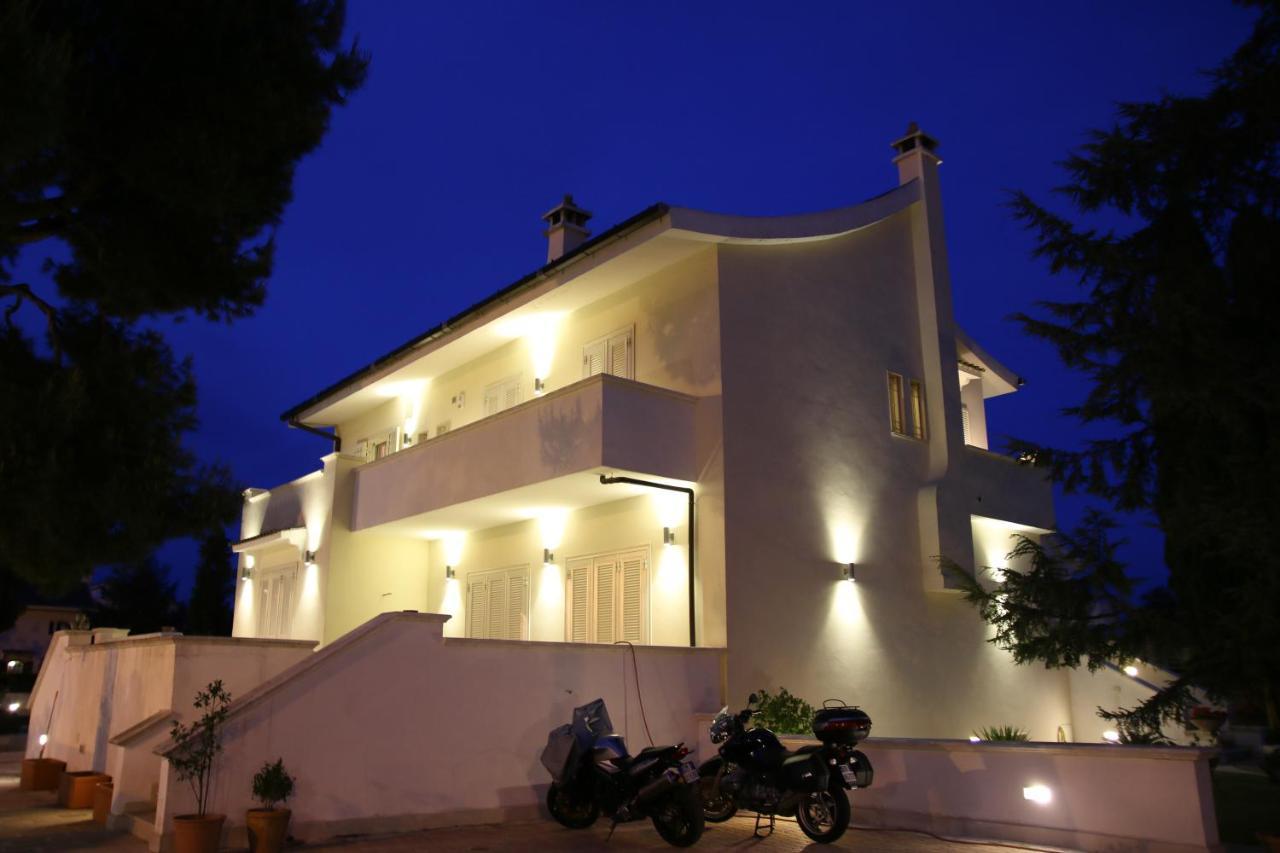 Apartmán Casa Torre Di Specchio 2 Con Piscina Bari Exteriér fotografie